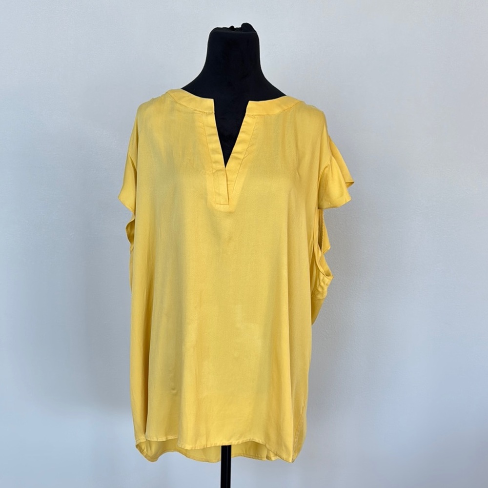 ANDREE BY UNIT Yellow Blouse with Elegant Design